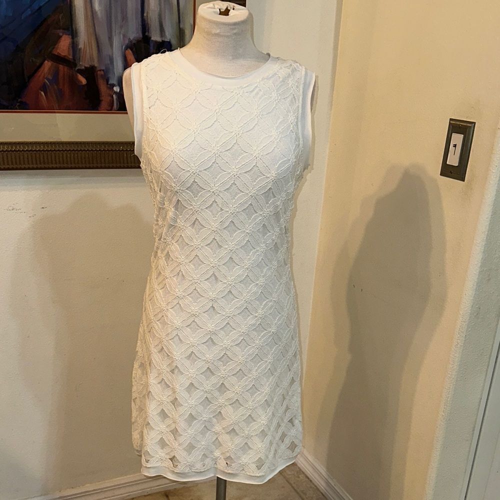 NWT Charlie Paige Elegant White Sleeveless Dress Size SP - Picture 4 of 10